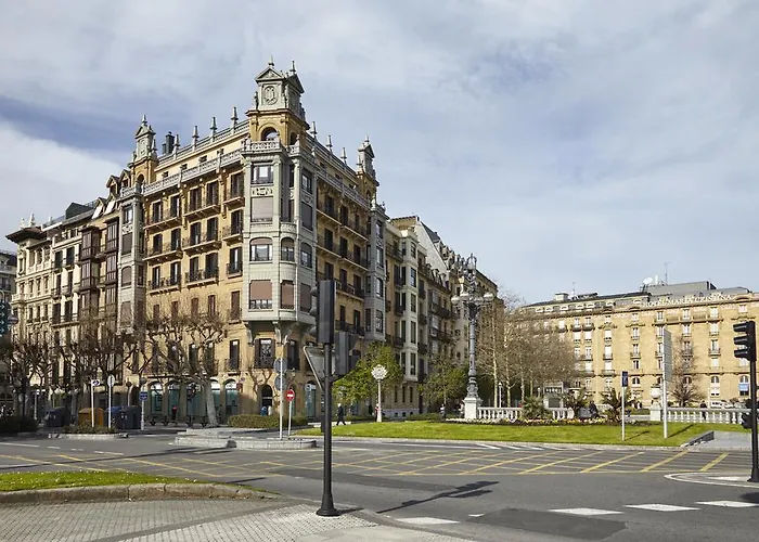 Simone By Feelfree *